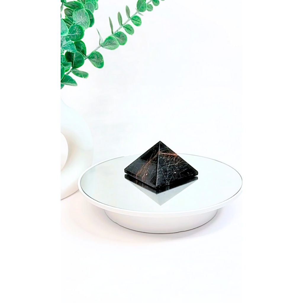 Turmalin Pyramide