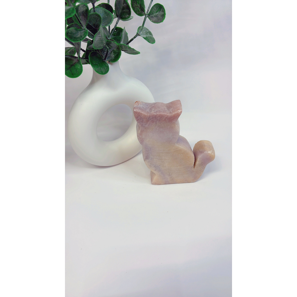 Pink Amethyst Katze
